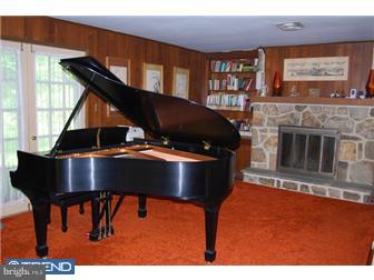 509 Oakbourne Road West Chester, PA 19382 - Photo 4 of 11 Gallery Image 4