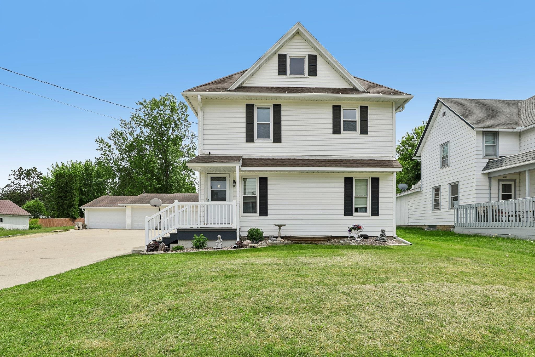 129 West Main Street Dane, WI 53529 - Photo 2 of 86