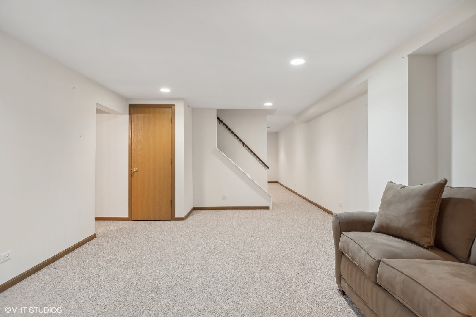 195 Old Forge Road Elgin, IL 60123 - Photo 18 of 20 Gallery Image 18