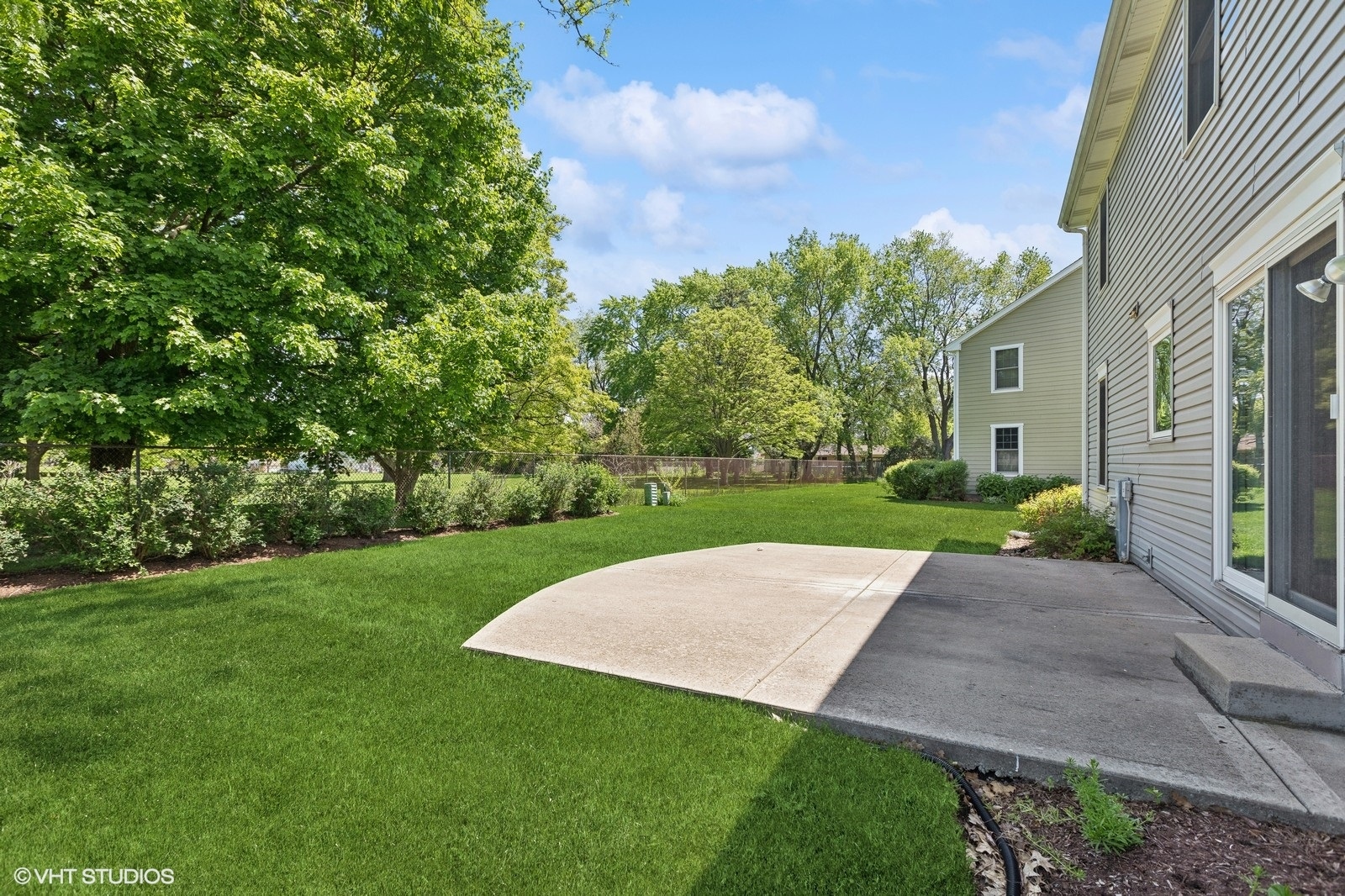 195 Old Forge Road Elgin, IL 60123 - Photo 20 of 20 Gallery Image 20