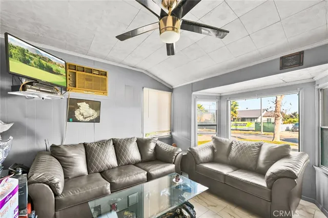 $550,000 | 803 North Grandee Avenue, Compton, CA 90220