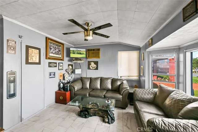 $550,000 | 803 North Grandee Avenue, Compton, CA 90220