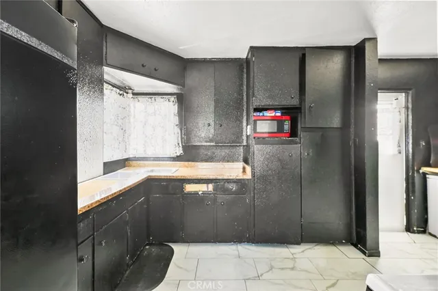 $550,000 | 803 North Grandee Avenue, Compton, CA 90220