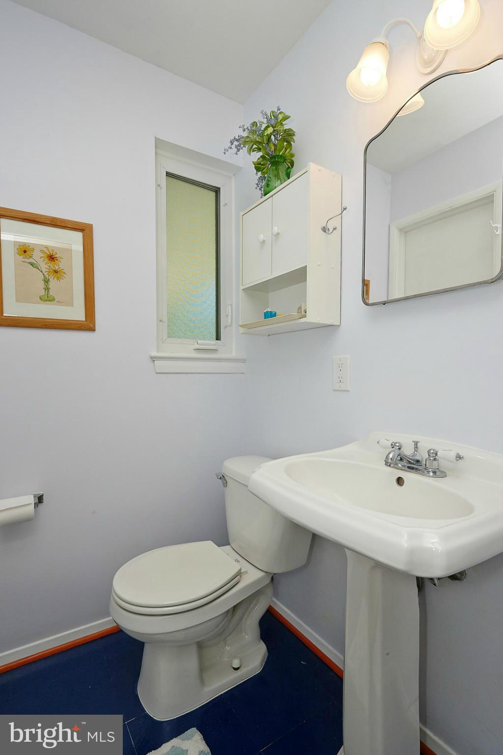 7606 Elgar Street Springfield, VA 22151 - Photo 15 of 30 Bath (Master)