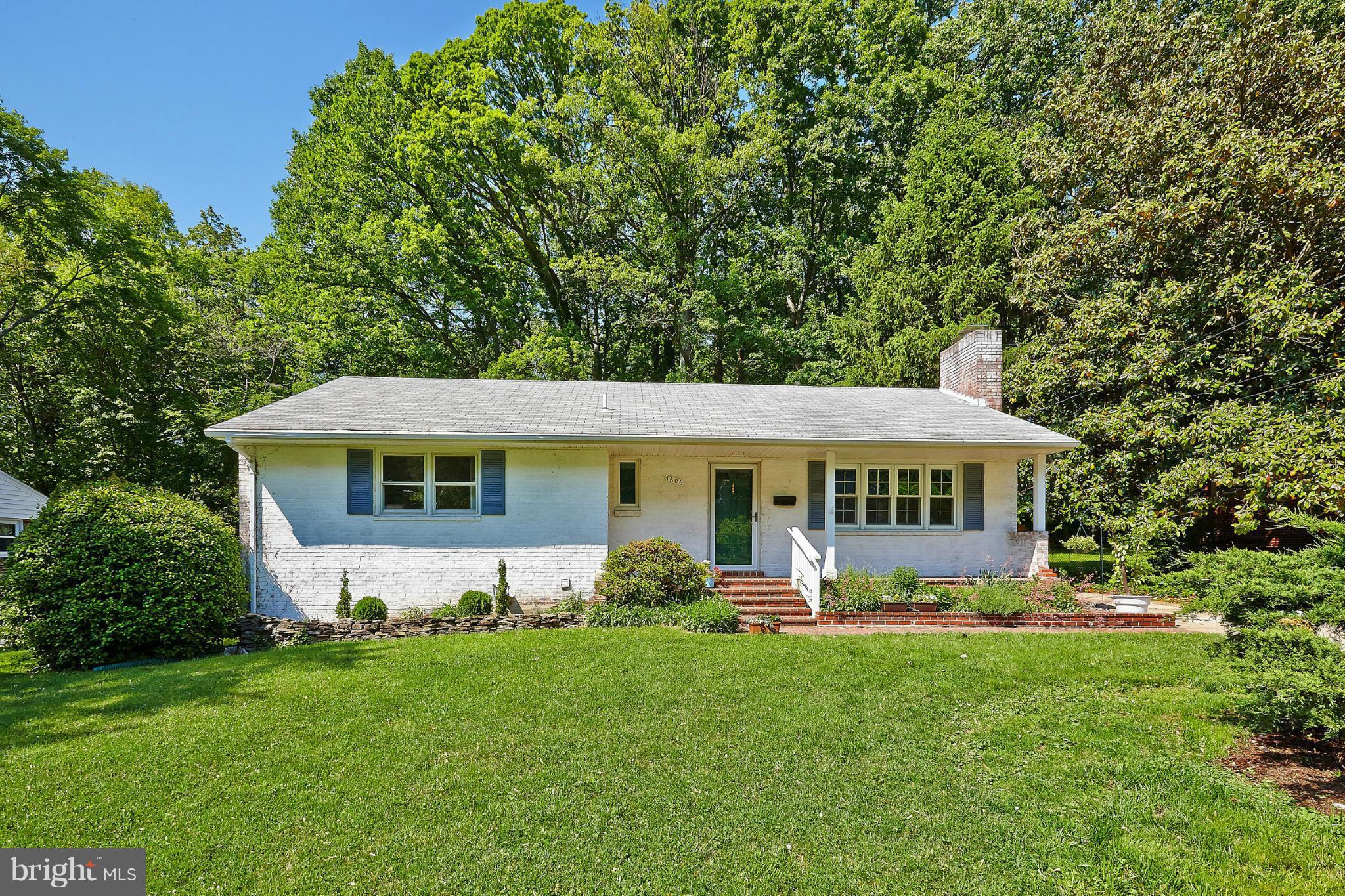 7606 Elgar Street Springfield, VA 22151 - Photo 3 of 30 Exterior (Front)
