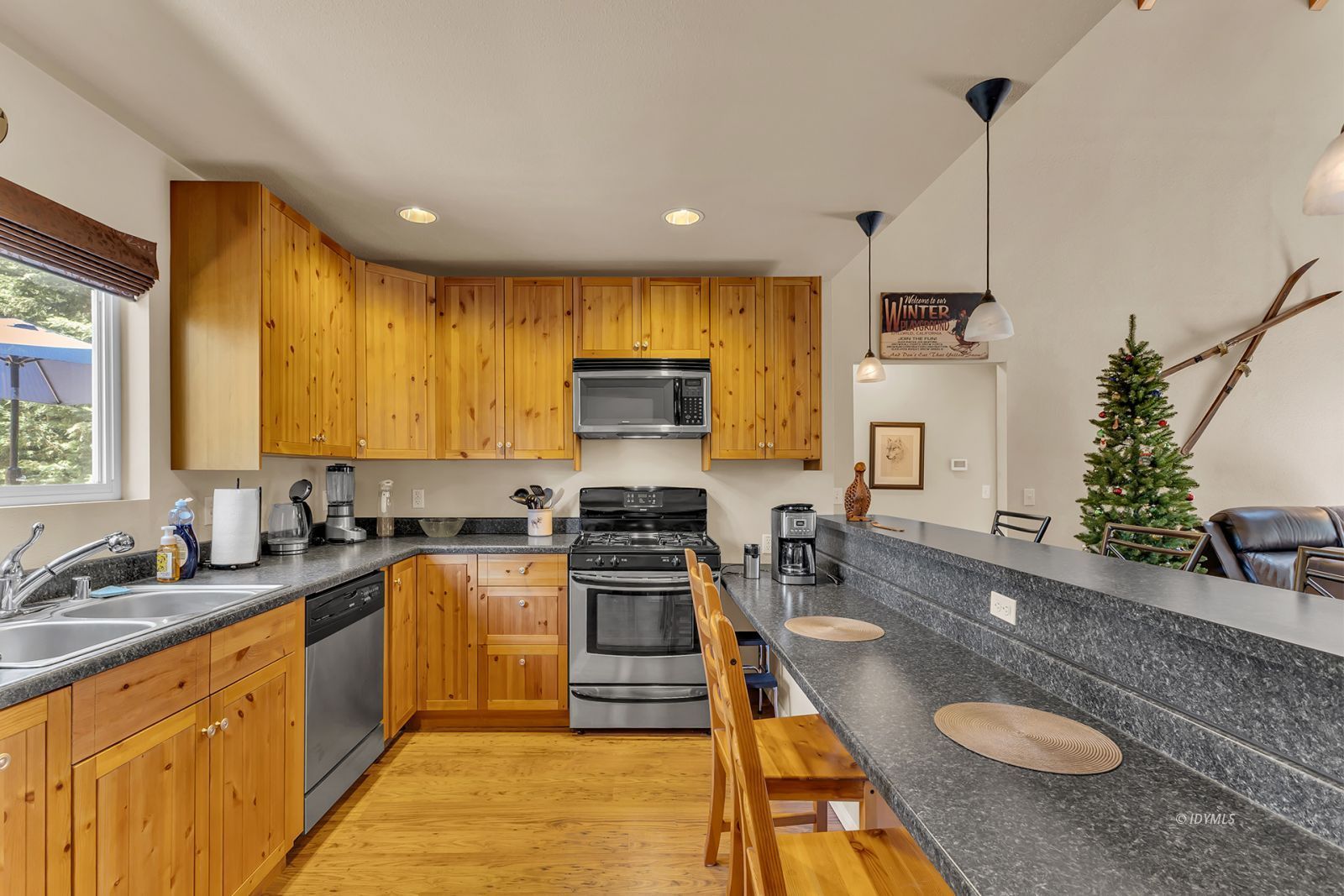 25100 Rim Rock Road Idyllwild, CA 92549 - Photo 19 of 37 Untitled