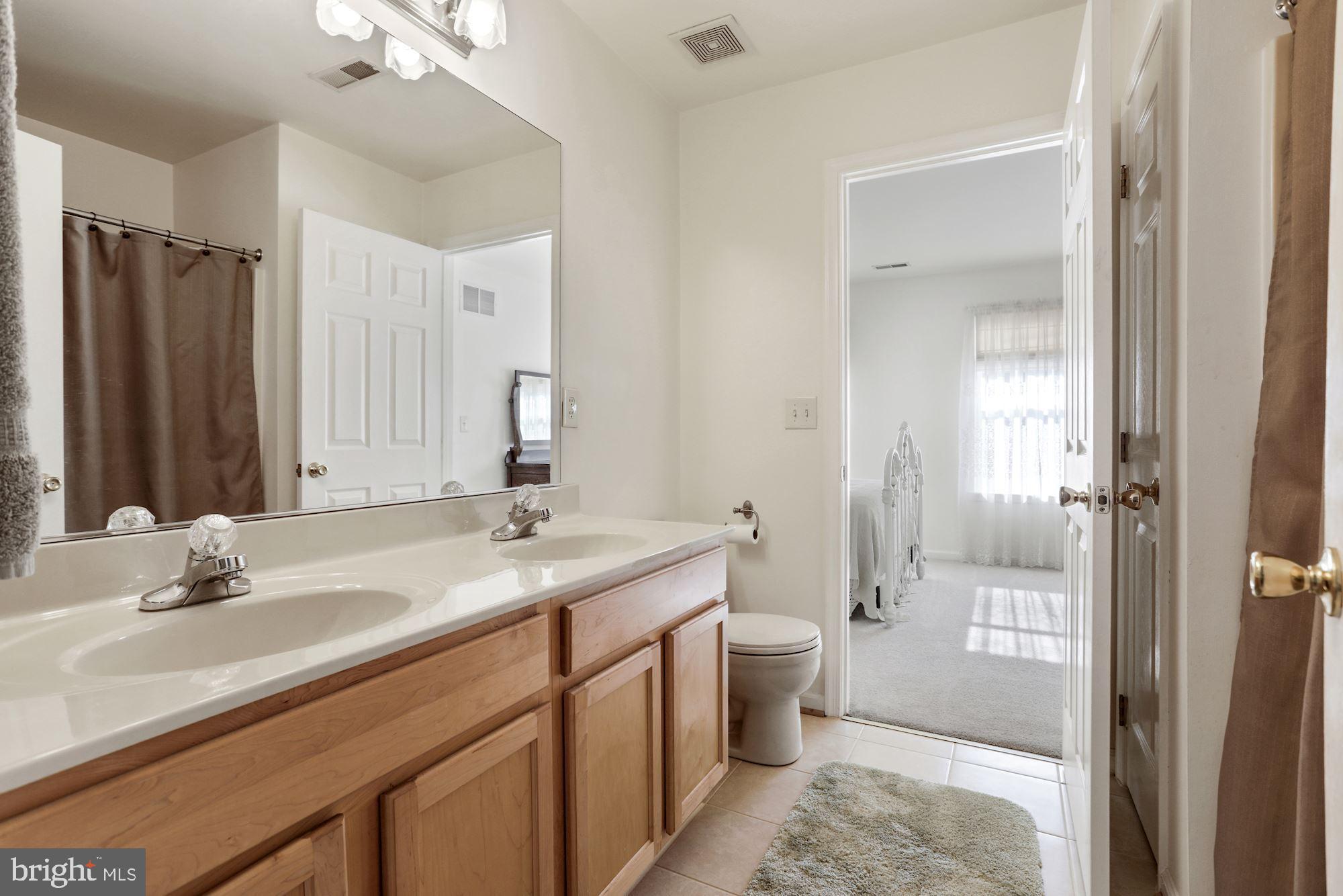1418 Bush Road Severn, MD 21144 - Photo 29 of 44 Attached Jack and Jill Full Bathroom