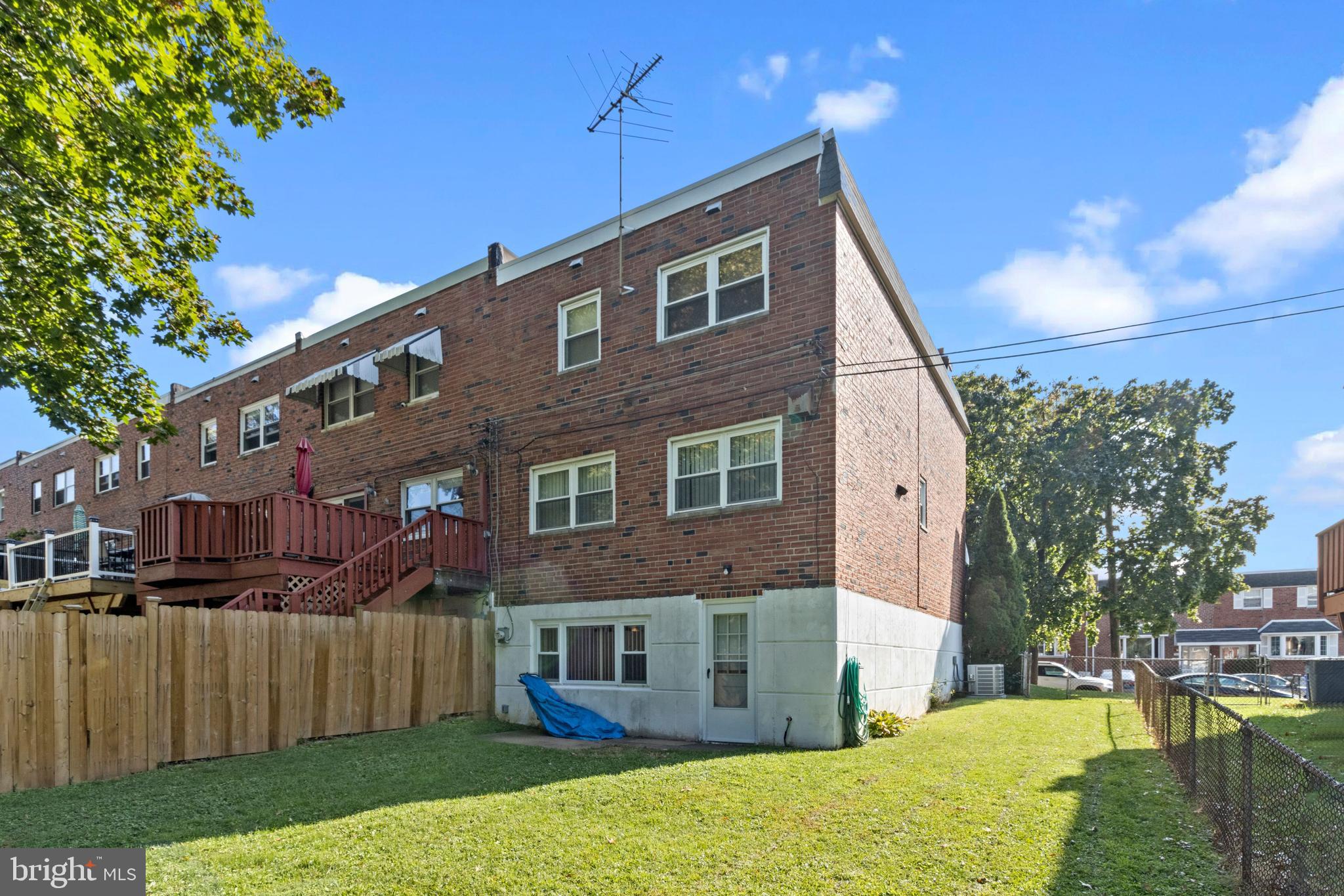 3424 Orion Road Philadelphia, PA 19154 - Photo 5 of 29