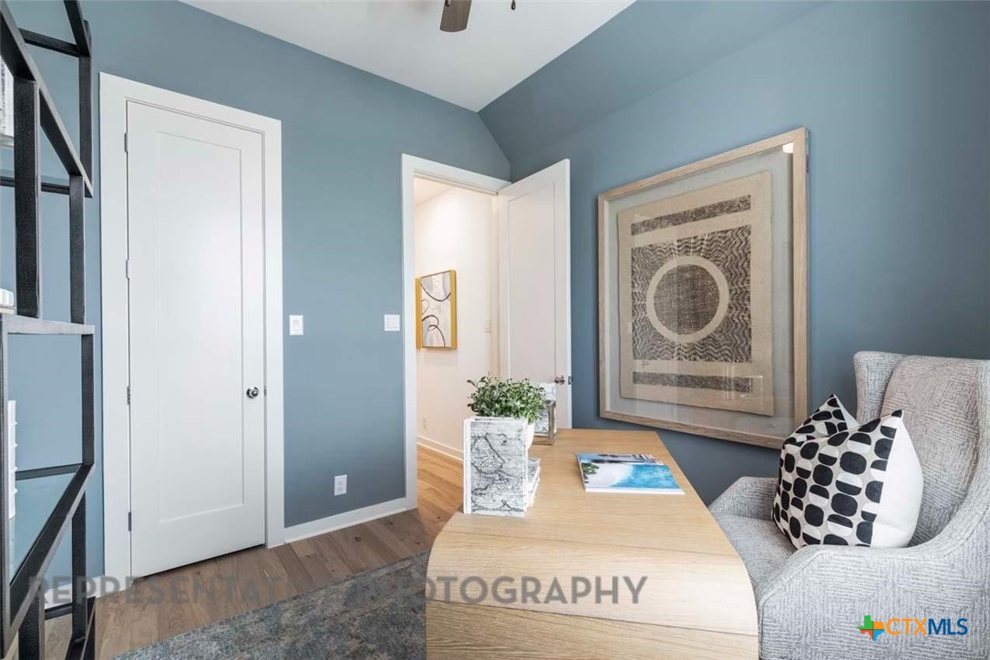 508 High Summit Drive Georgetown, TX 78628 - Photo 27 of 39 a view of living room