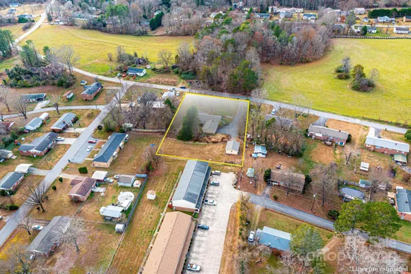 $225,000 | 325 Sheldon Street, Hudson, NC 28638