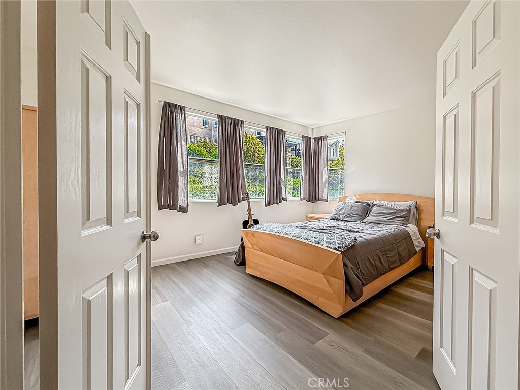 3032 Obsidian Court Simi Valley, CA 93063 - Photo 22 of 35
