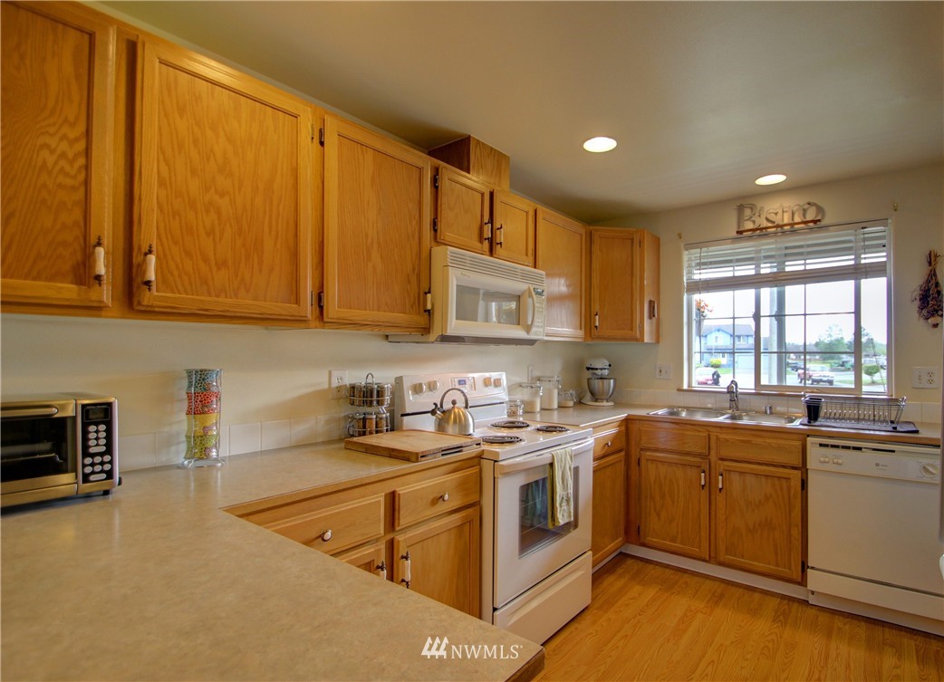 470 Spring Lane Sedro-Woolley, WA 98284 - Photo 2 of 22