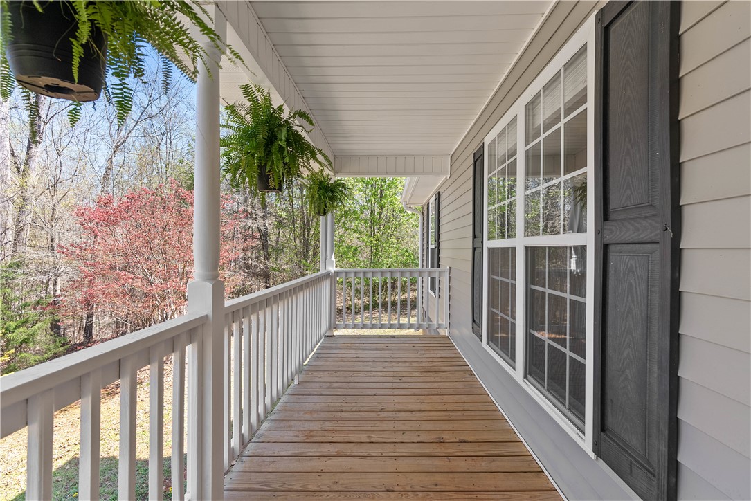 116 Dean Road Anderson, SC 29625 - Photo 4 of 43 Gallery Image 4