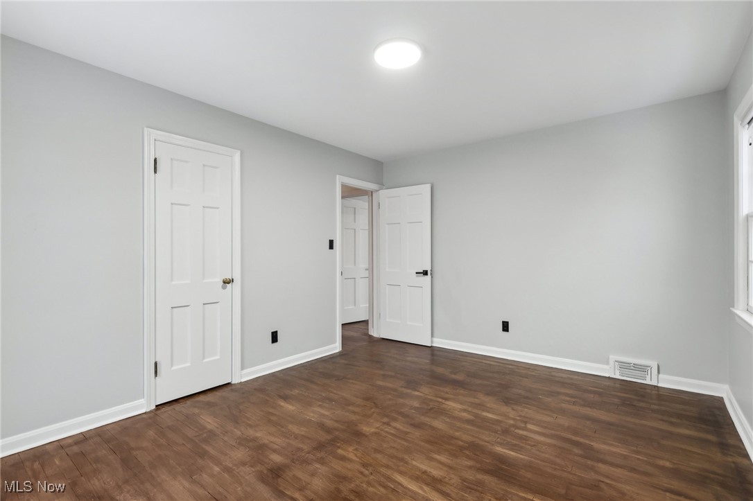 2457 Saybrook Road Cleveland, OH 44118 - Photo 19 of 34 Gallery Image 19