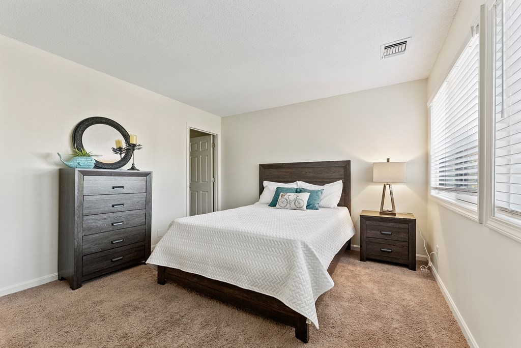 557 Nassau Drive, Unit 557 Springfield, MA 01129 - Photo 18 of 27