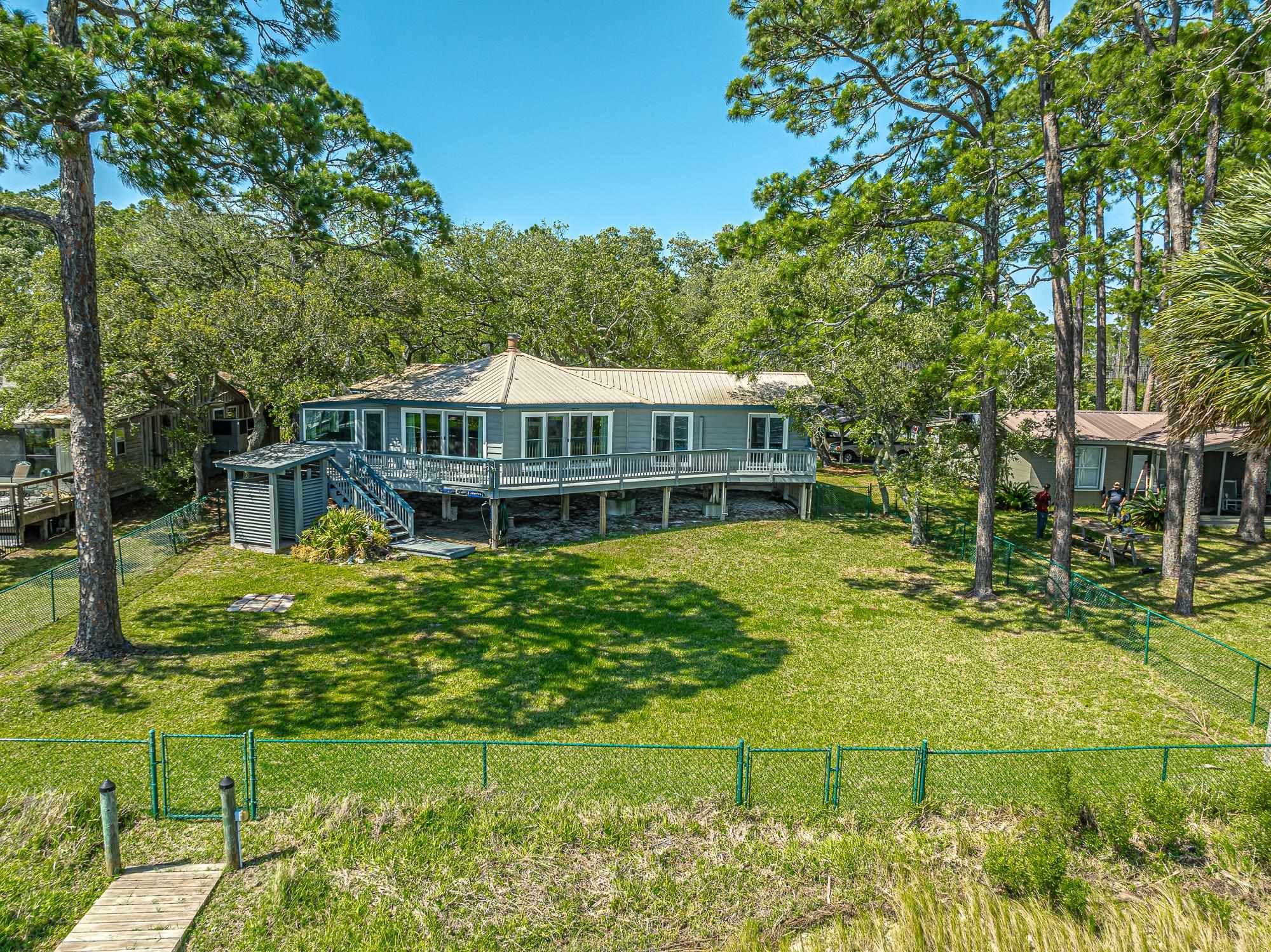 2323 Surf Road Ochlockonee Bay, FL 32346 - Photo 6 of 36 Gallery Image 6