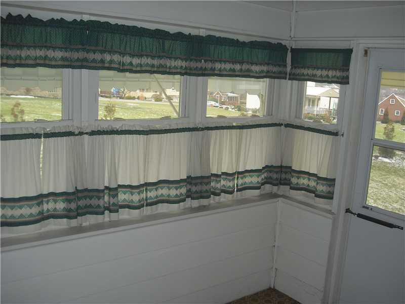 421 Marzolf Road Pittsburgh, PA 15209 - Photo 13 of 14 Sunroom. Enjoy the Beautiful Outdoors, no matter the Weather! Just LOOK at that View!