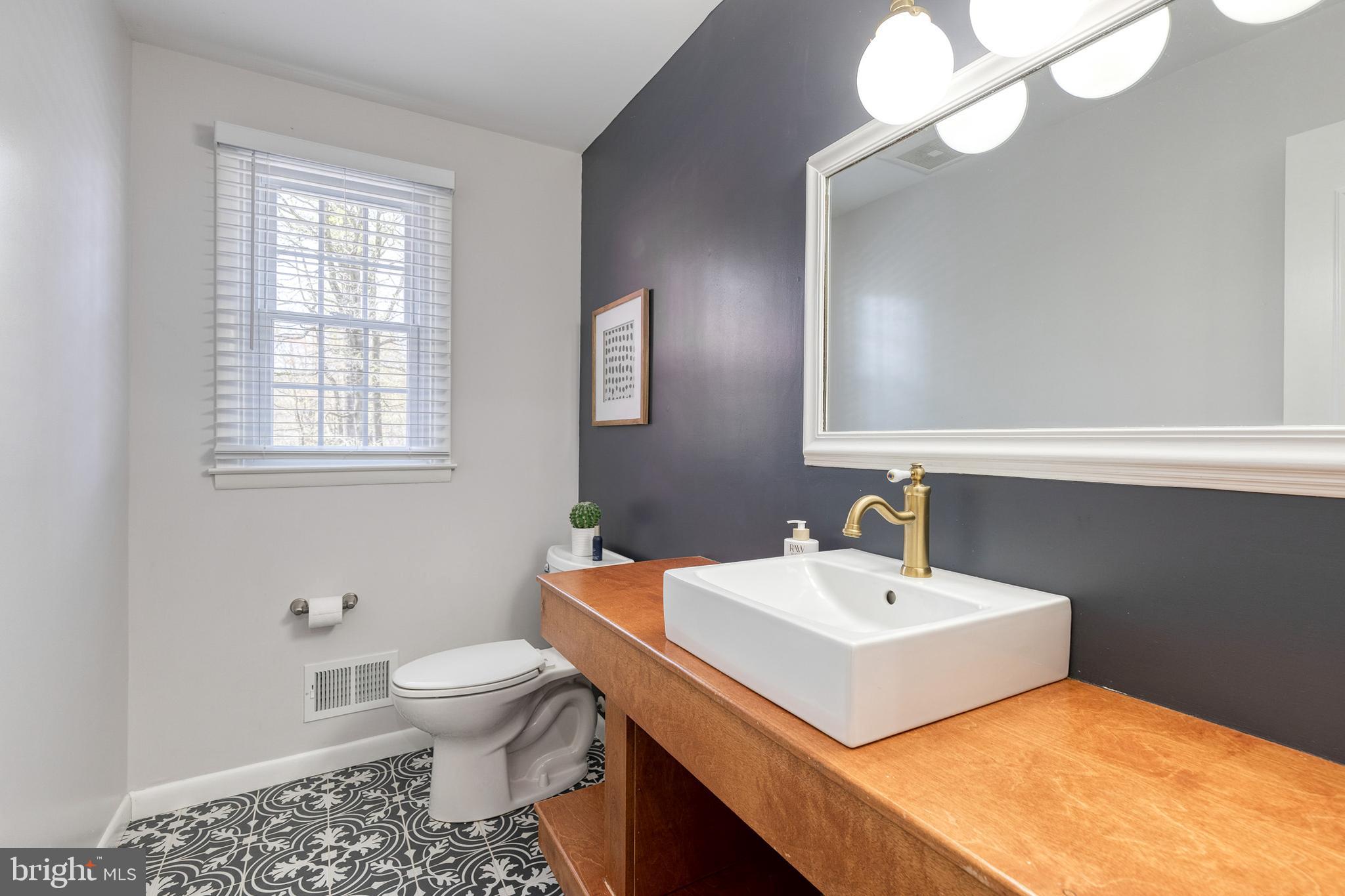905 East Seminary Avenue Towson, MD 21286 - Photo 18 of 41