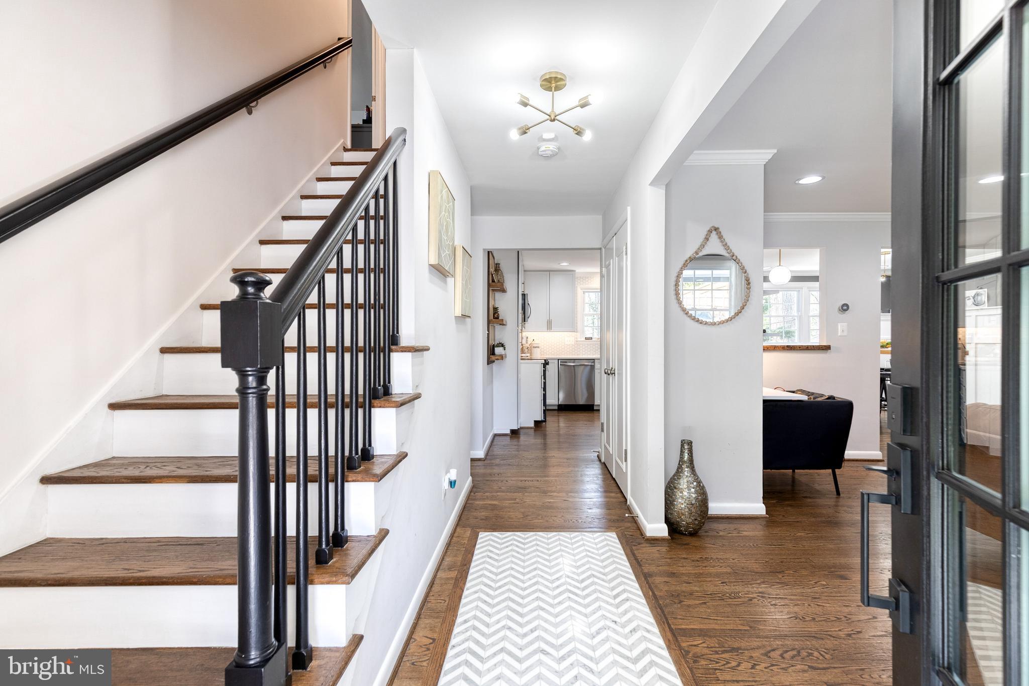 905 East Seminary Avenue Towson, MD 21286 - Photo 6 of 41