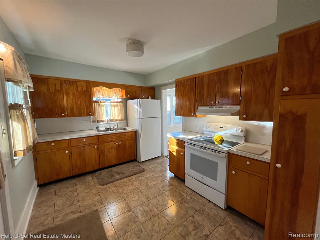 1812 Riverside Drive Port Huron, MI 48060 - Photo 7 of 23 Gallery Image 7
