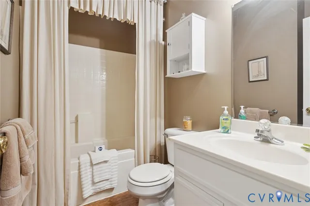 $225,000 | 404 Primrose Lane, Chesapeake, VA 23320