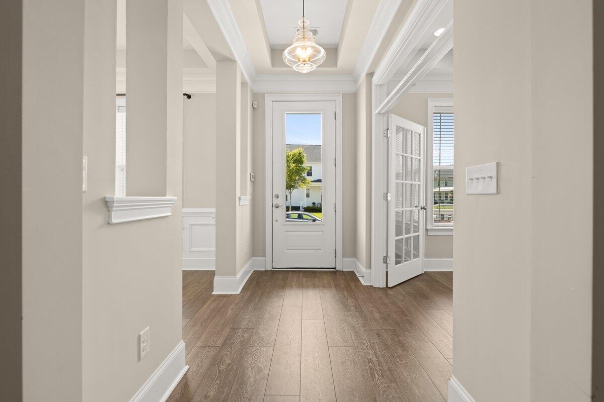 1514 Old Rivers Gate Road Mount Pleasant, SC 29466 - Photo 4 of 15 Interior-3