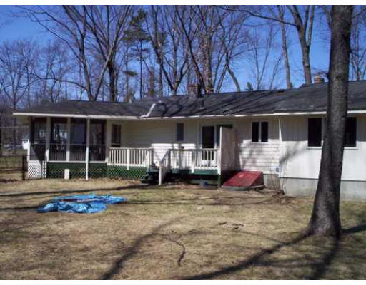 20 Round Road Lunenburg, MA 01462 - Photo 3 of 12