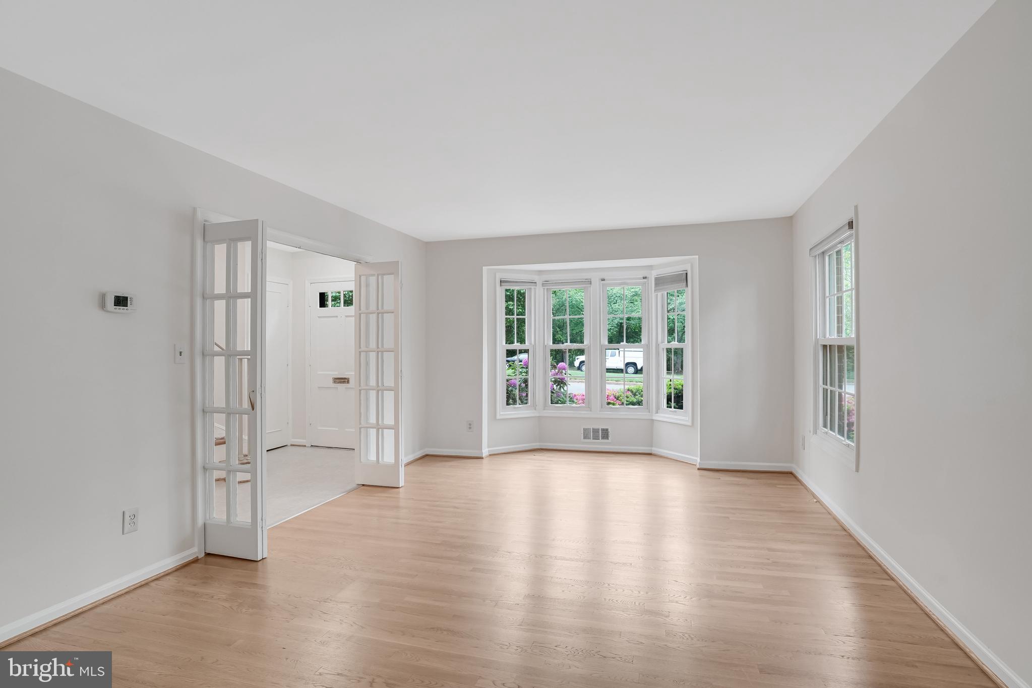 8301 Forrester Boulevard Springfield, VA 22152 - Photo 11 of 50 Living Room