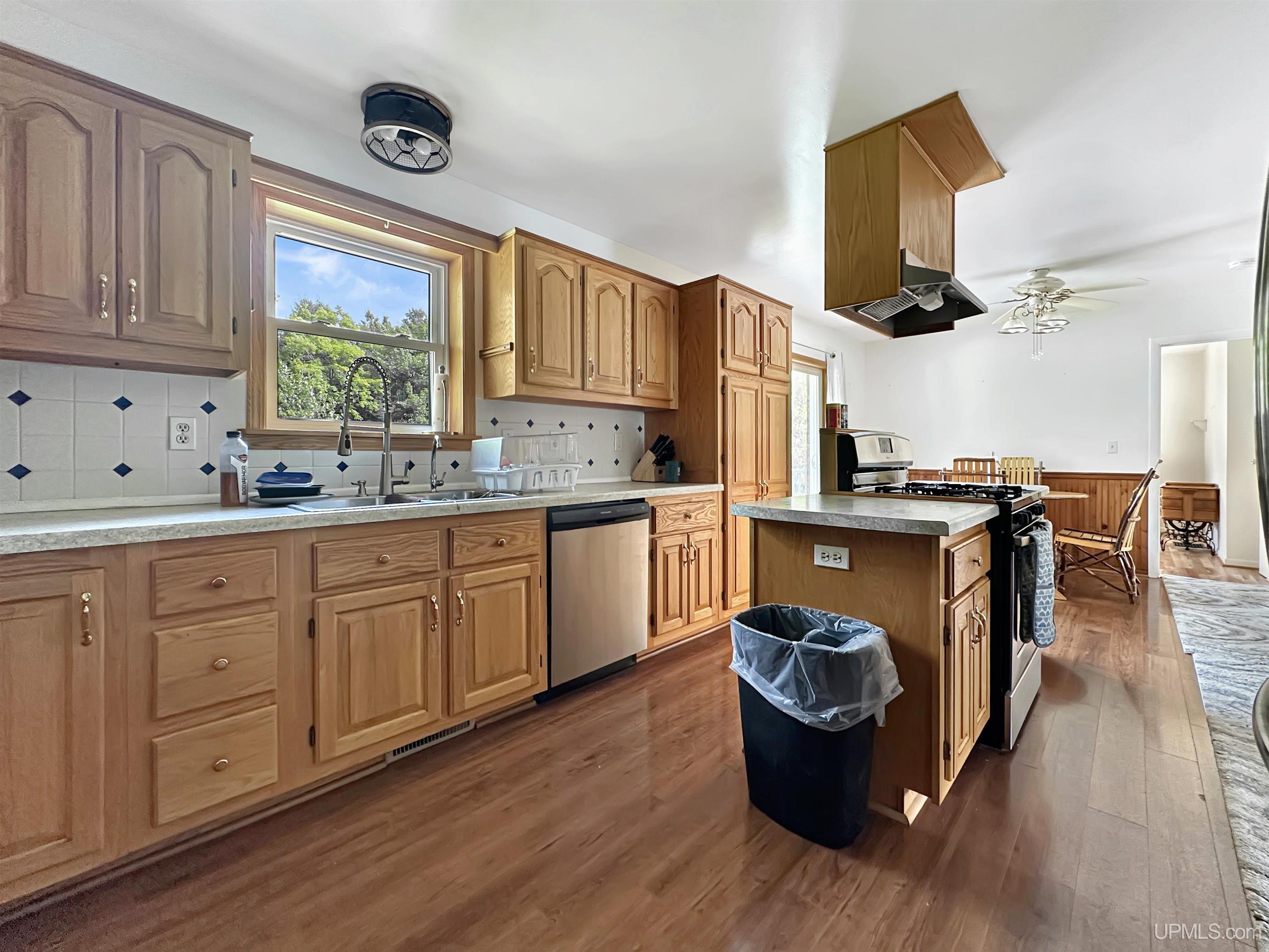 4380 North M-67 Road Chatham, MI 49816 - Photo 5 of 32