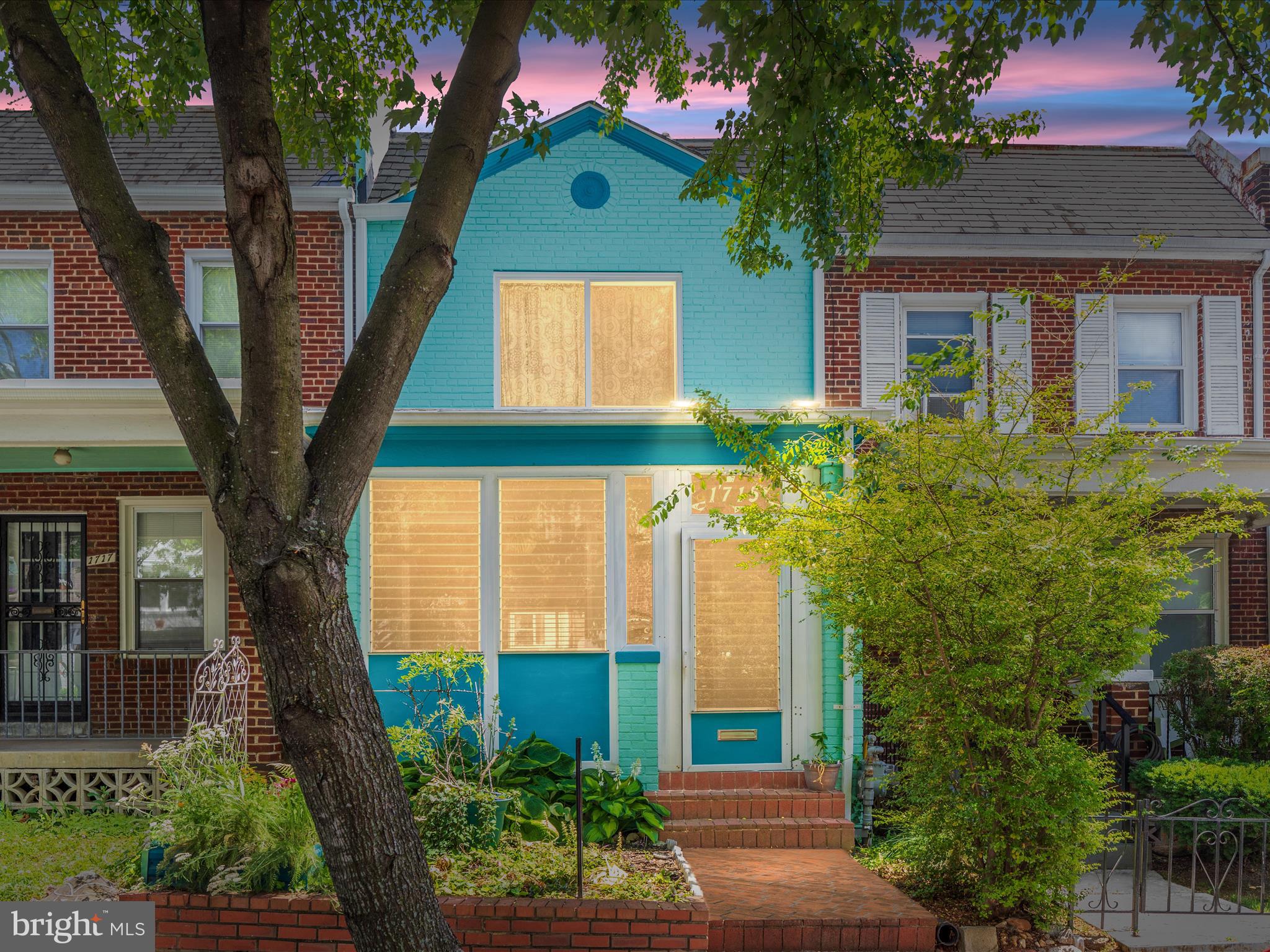 1715 Lang Pl Northeast  