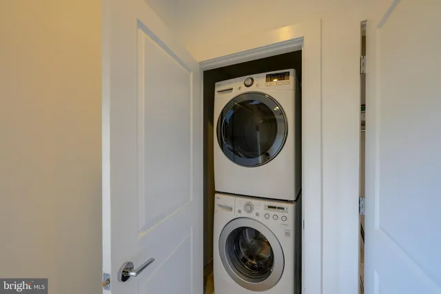 $2,400 | 3325 11th Street Northwest, Unit 5, Washington, DC 20010