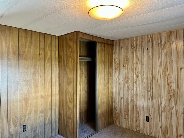 56 Contessa Lane Springfield, MA 01119 - Photo 11 of 25 a view of a elevator
