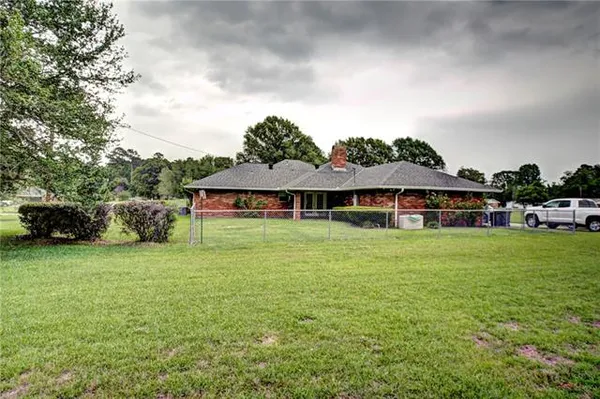 $249,000 | 311 East Bessie Street, Coushatta, LA 71019