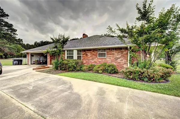 $249,000 | 311 East Bessie Street, Coushatta, LA 71019