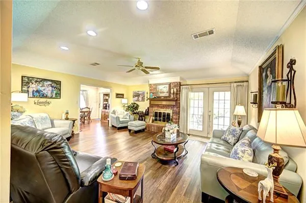 $249,000 | 311 East Bessie Street, Coushatta, LA 71019