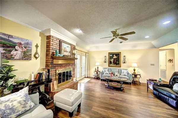 $249,000 | 311 East Bessie Street, Coushatta, LA 71019