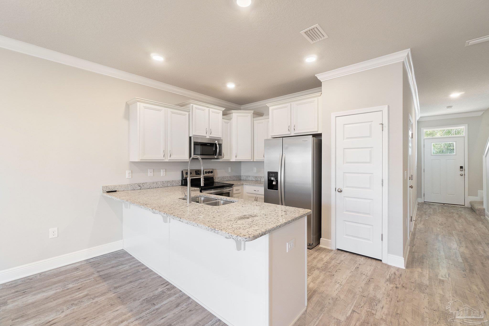 308 South F Street Pensacola, FL 32502 - Photo 9 of 36