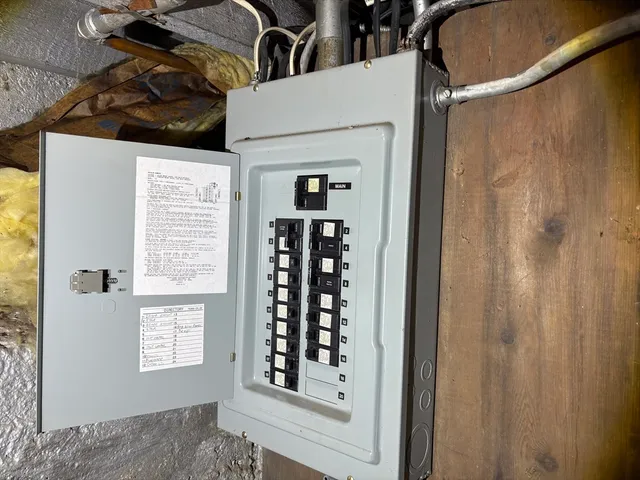 $320,000 | 926 East Street, Dedham, MA 02026