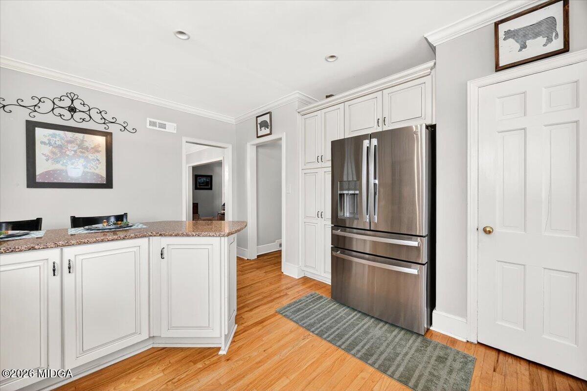 333 West Main Street Forsyth, GA 31029 - Photo 9 of 30 11