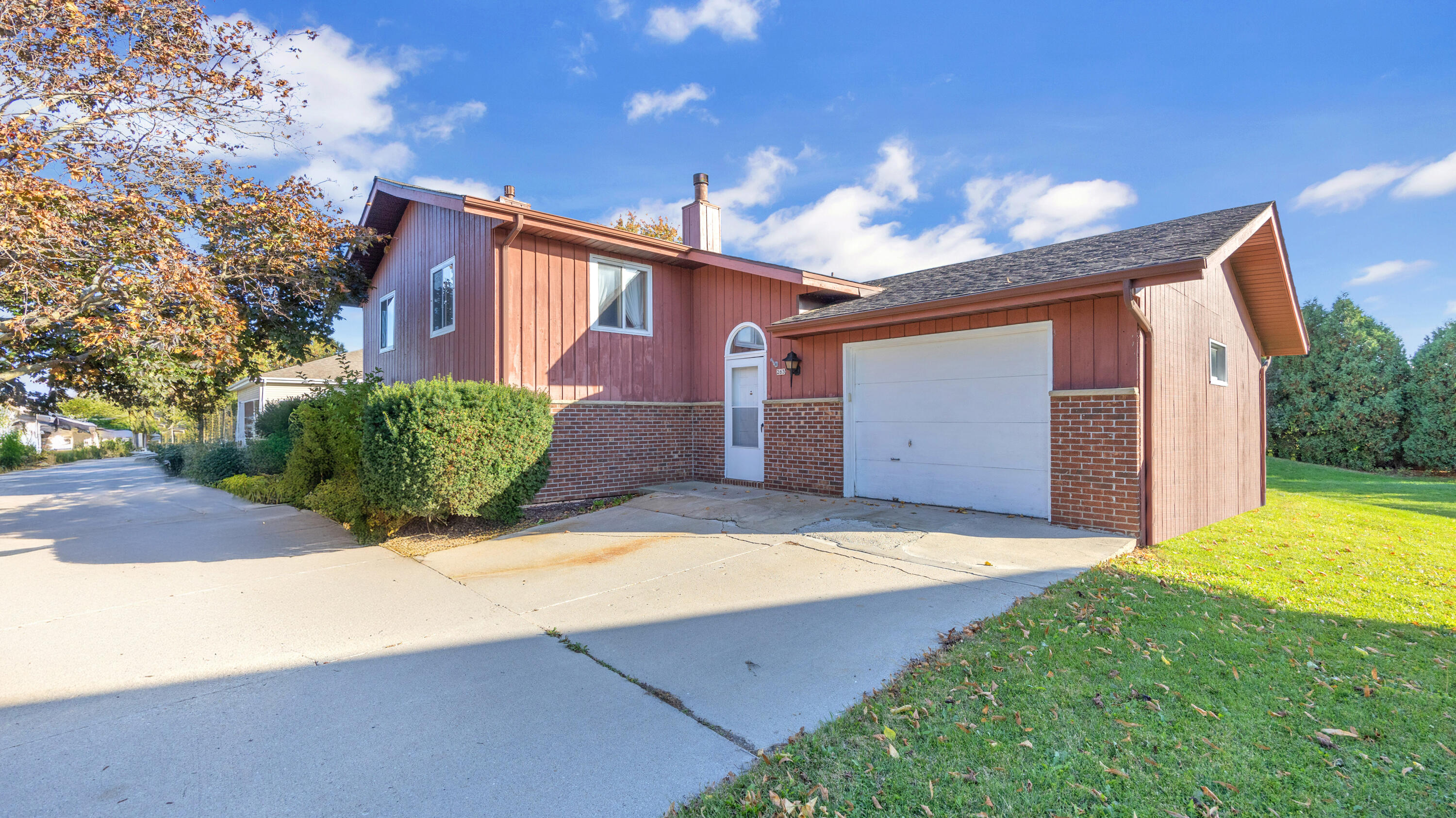 261 Main Street, Unit 263 Belgium, WI 53004 - Photo 14 of 34 Front 263