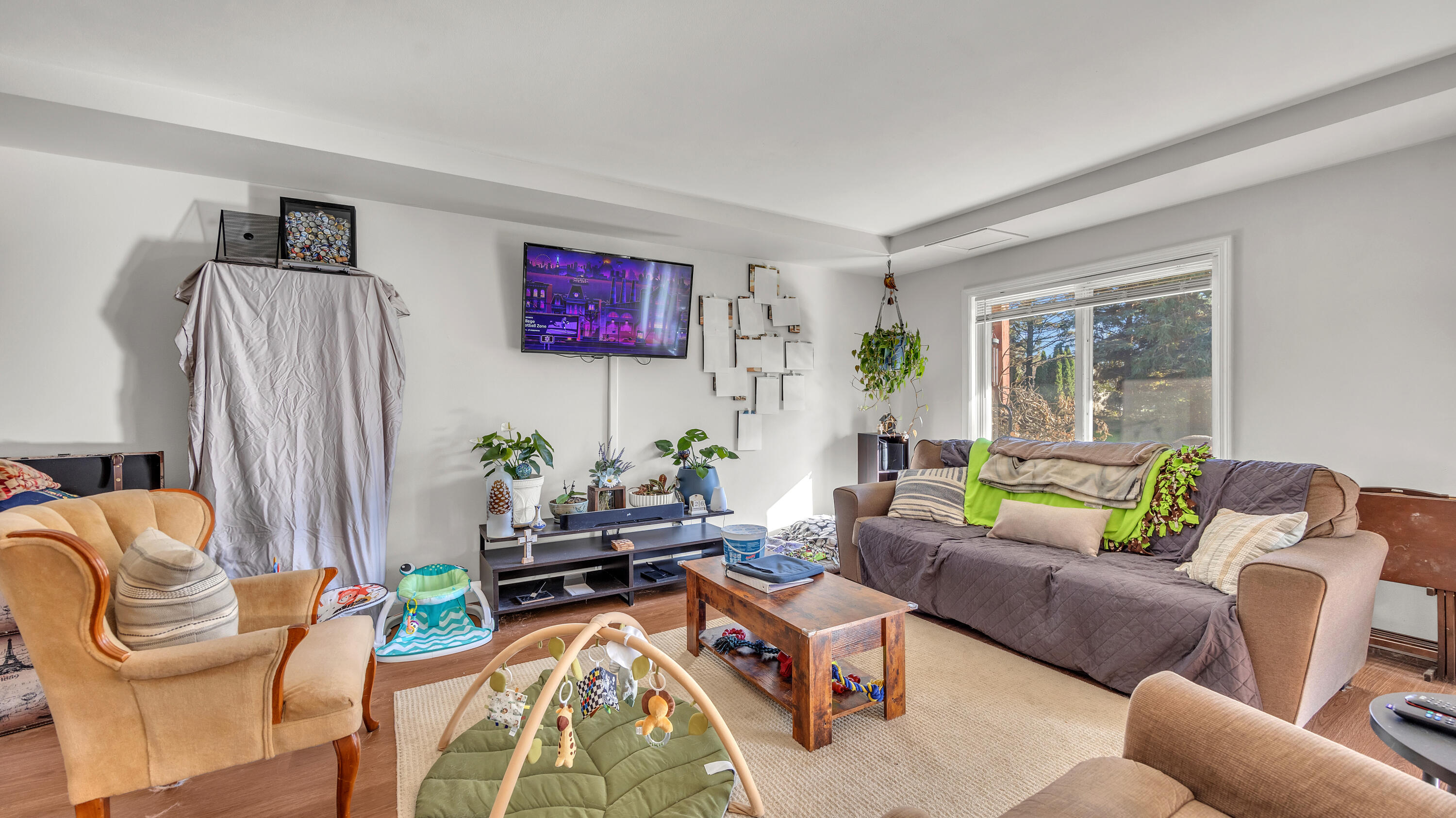 261 Main Street, Unit 263 Belgium, WI 53004 - Photo 33 of 34 Living Room 261