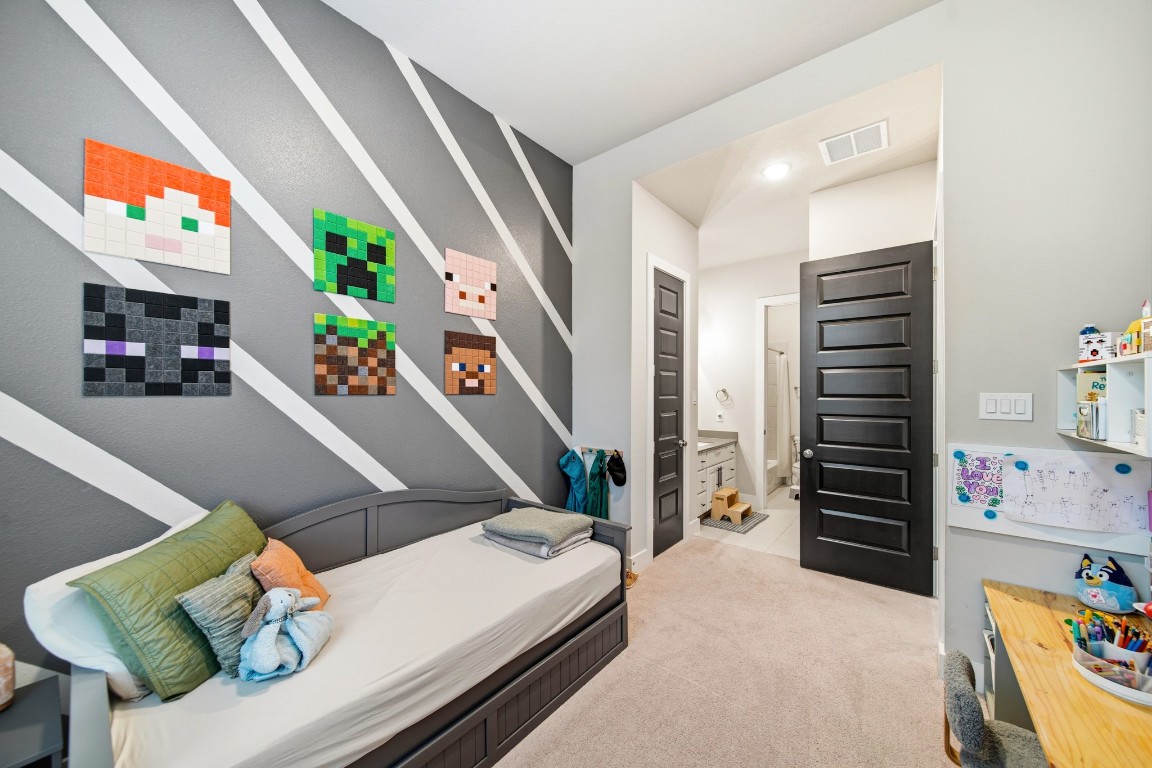 8902 Iron Forge Road Missouri City, TX 77459 - Photo 31 of 44 Custom secondary bedroom #1.