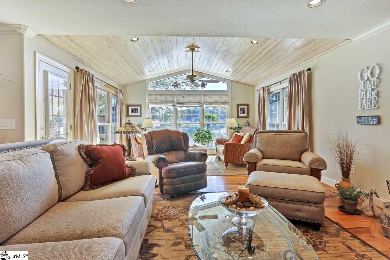 345 Jumping Branch Road Tamassee, SC 29686 - Photo 5 of 30 Gallery Image 5