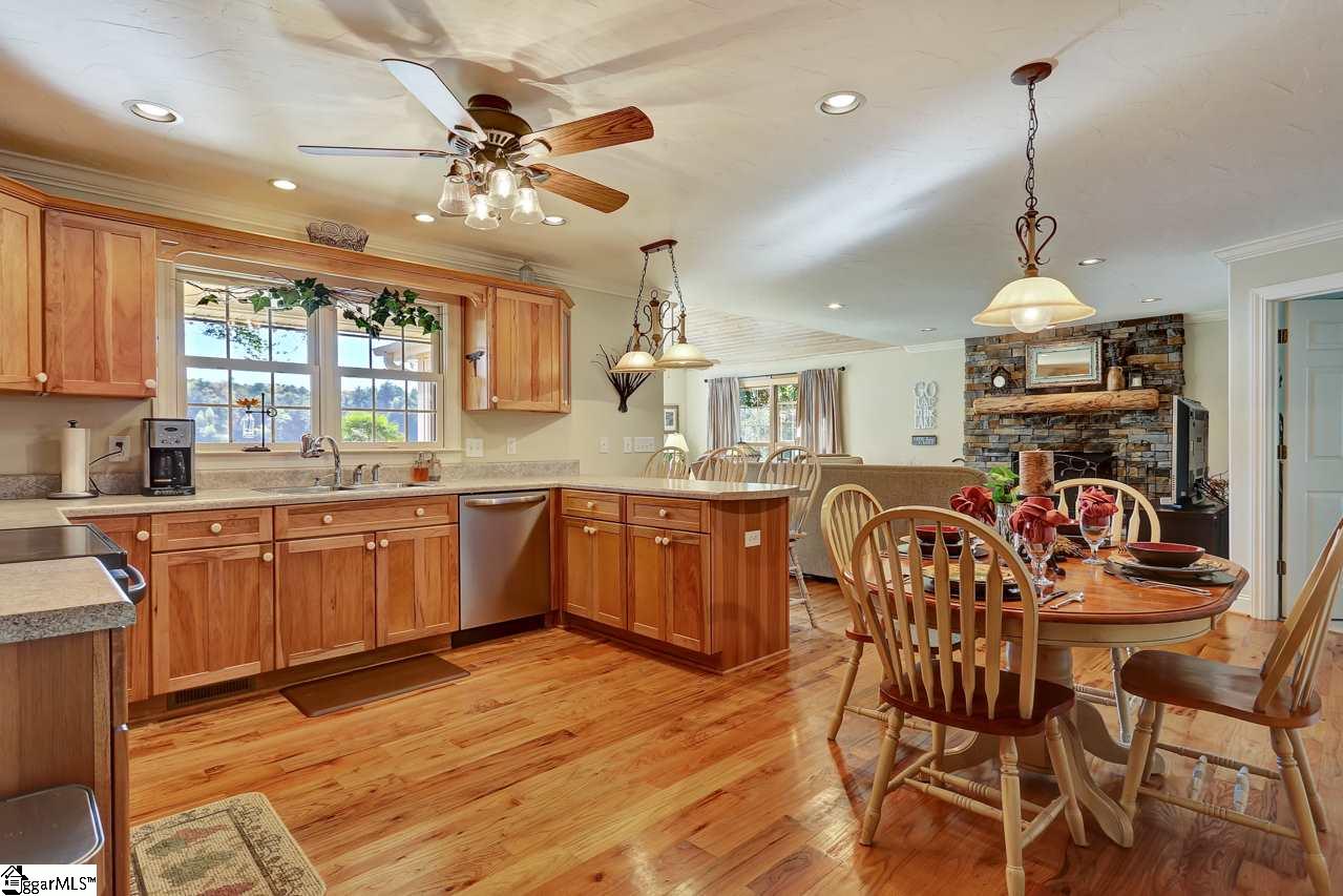 345 Jumping Branch Road Tamassee, SC 29686 - Photo 10 of 30 Gallery Image 10