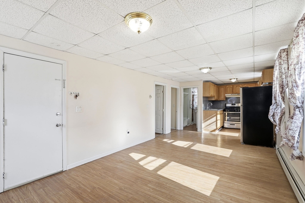 84 Healy Street Fall River, MA 02723 - Photo 4 of 30