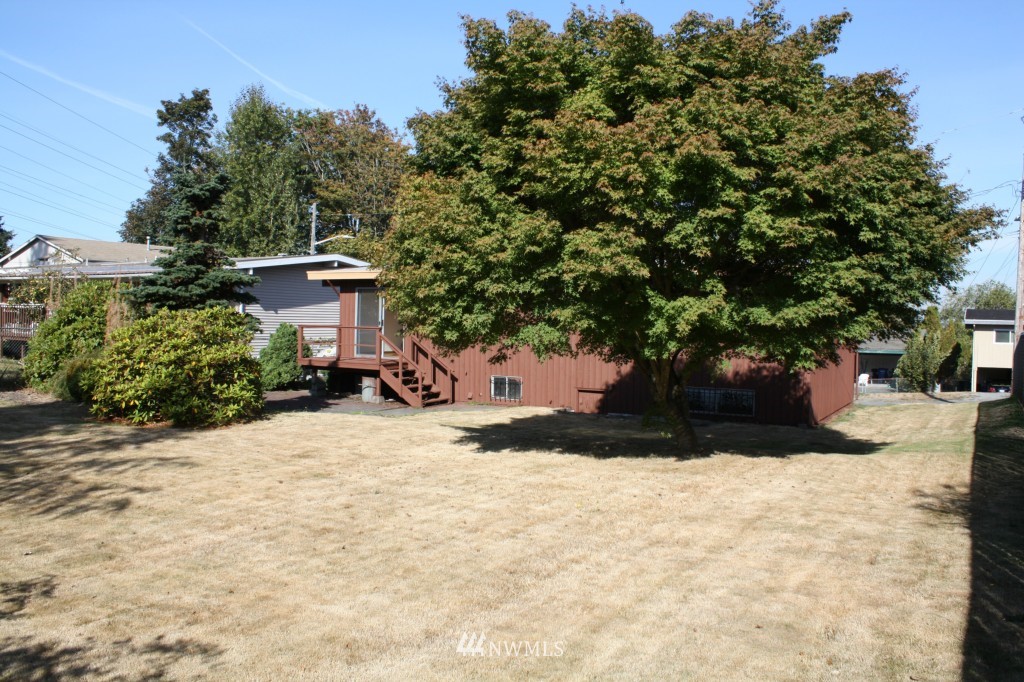 5333 South Prentice Street Seattle, WA 98178 - Photo 3 of 10 Gallery Image 3