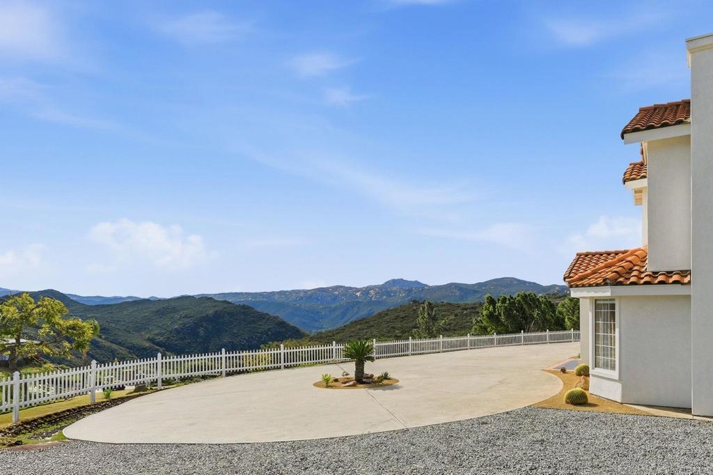 2852 Conestoga Court Alpine, CA 91901 - Photo 59 of 65 a view of outdoor space with mountain view
