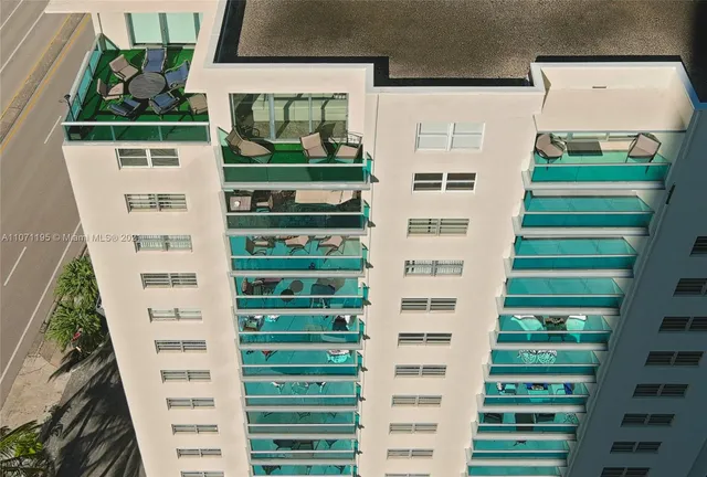 $8,900 | 4001 South Ocean Drive, Unit PH1, Hollywood, FL 33019