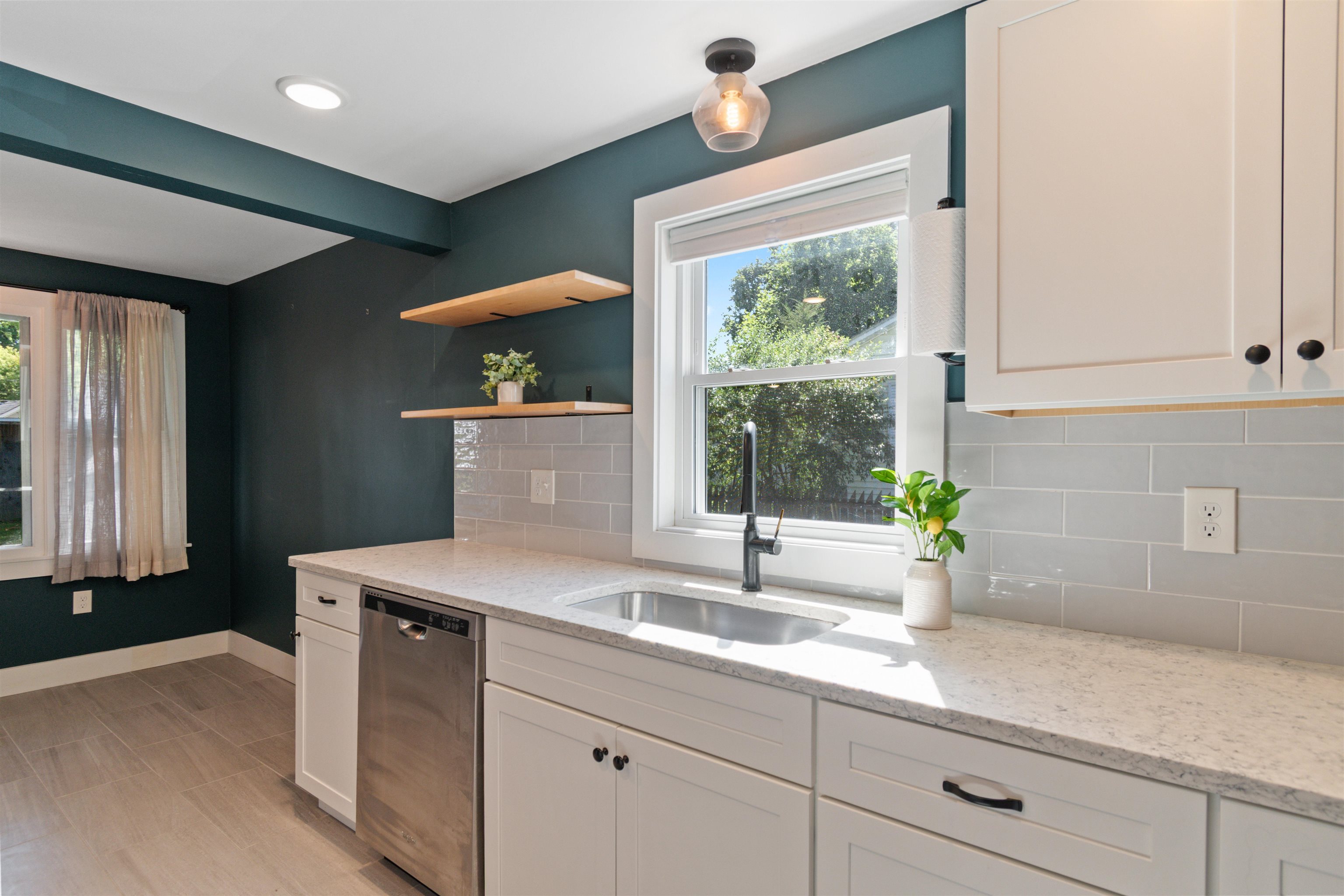 63 Birch Court Burlington, VT 05408 - Photo 11 of 58