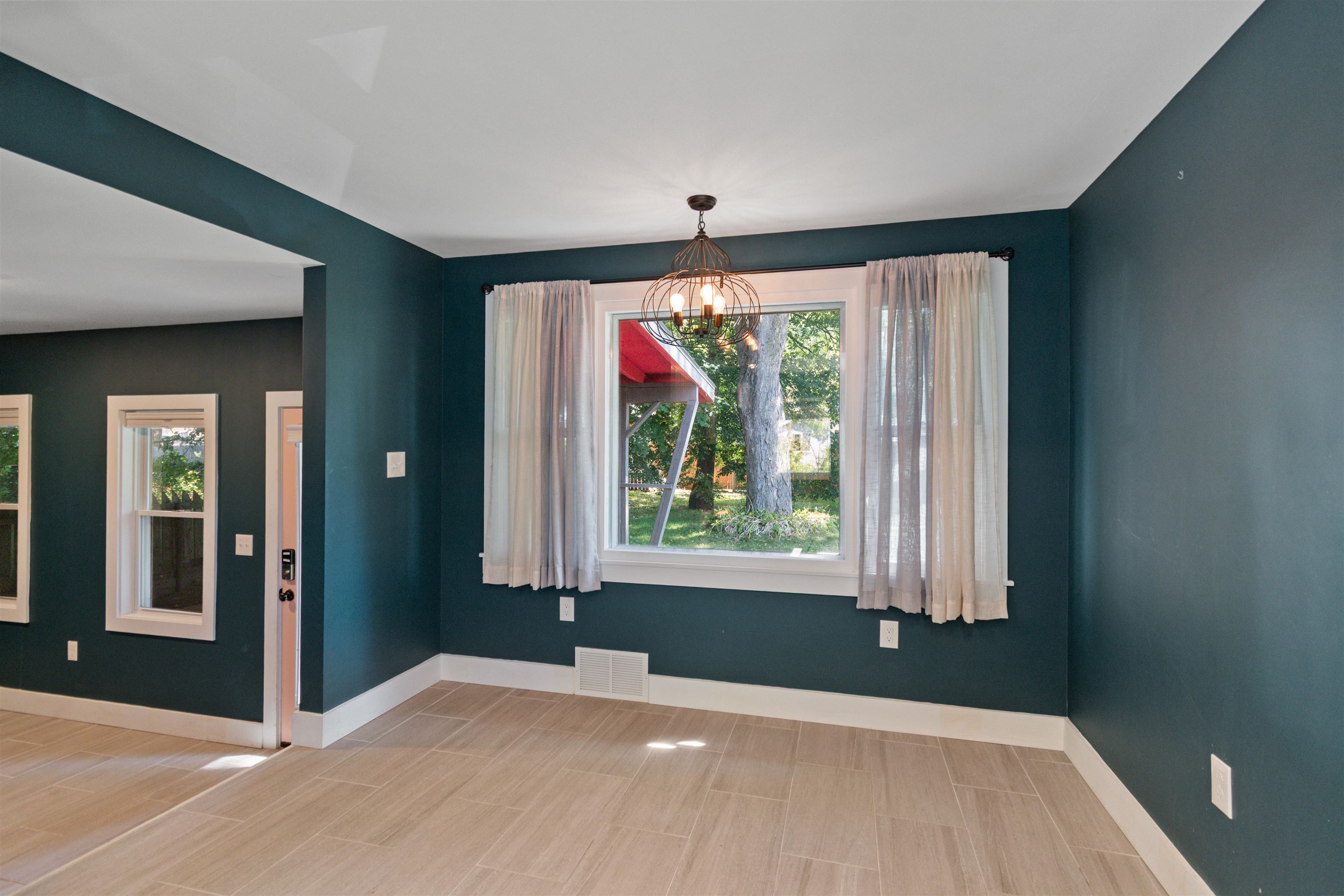 63 Birch Court Burlington, VT 05408 - Photo 4 of 58